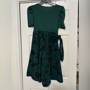 Elegant Green Floral Women's Formal Dress